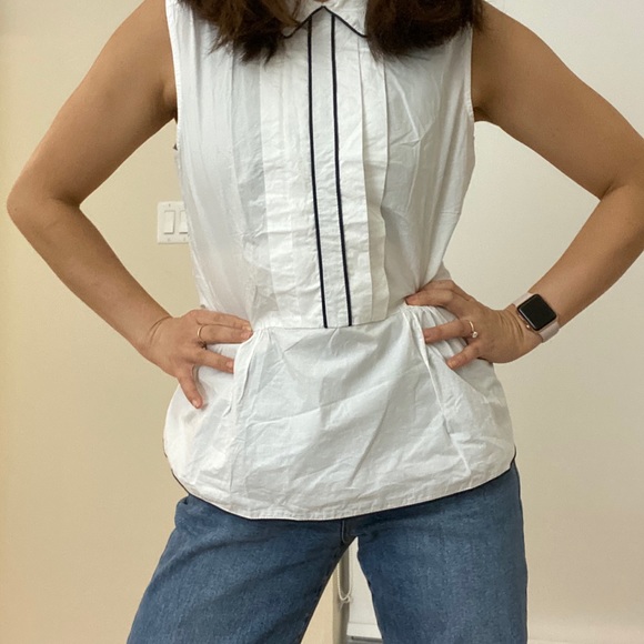 Collared Tank - Picture 3 of 7